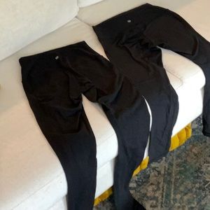 2 pairs black lulu pants size 4